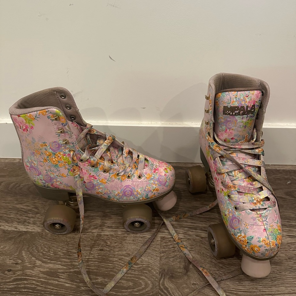 Impala Floral Roller Skates - Pink
